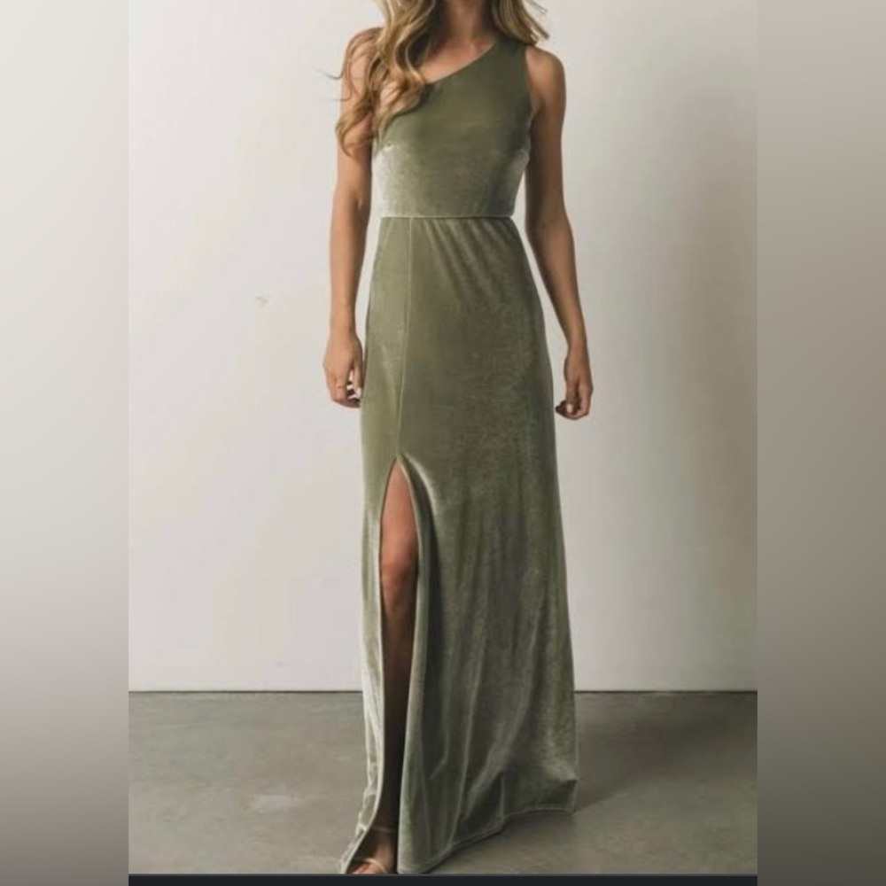 Baltic Born Tatiana Velvet One Shoulder Maxi Dress in Sage Green Women’s Small